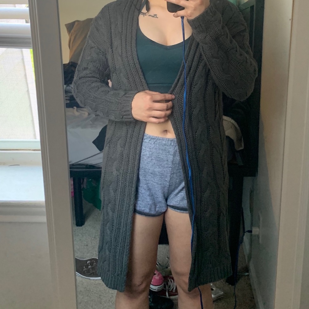 Cardigan - Picture 4 of 4